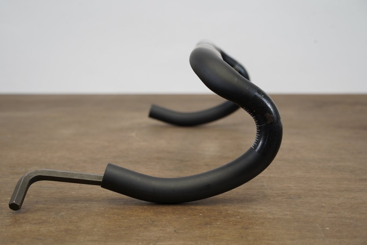 44cm 3T Ergonova Team Carbon Compact Road Handlebar 31.8mm
