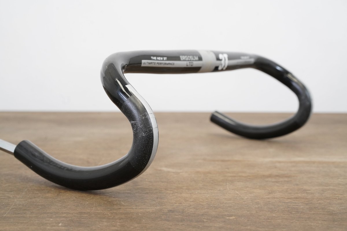 44cm 3T Ergosum LTD Carbon Compact Road Handlebar 31.8mm