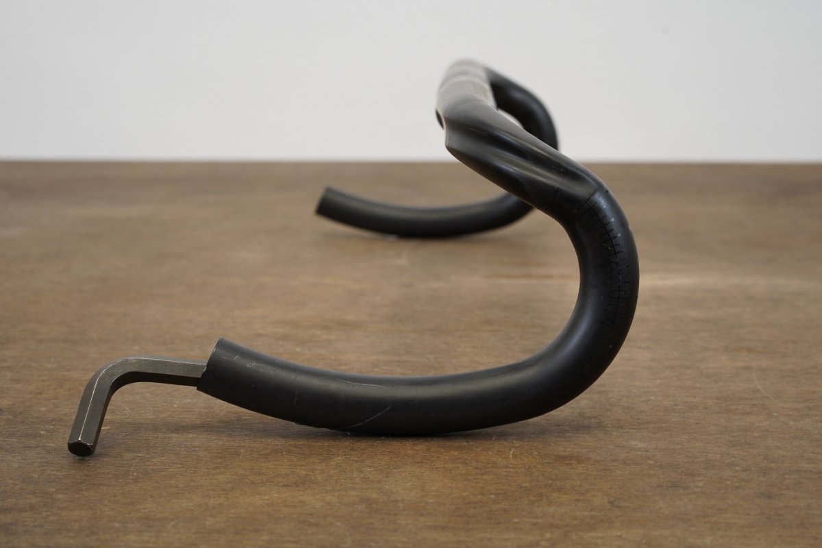 44cm Easton E100 Compact Carbon Road Handlebar E 100