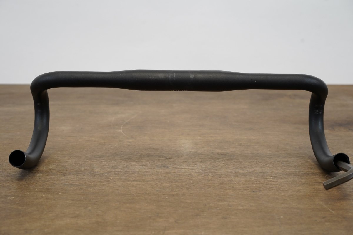 44cm PRO PLT Alloy Compact Road Handlebar 31.8mm