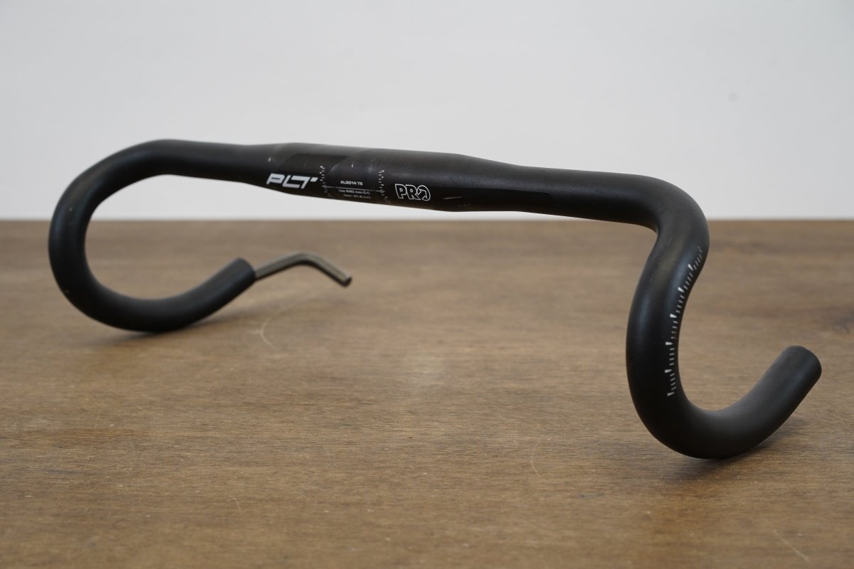 44cm PRO PLT Alloy Compact Road Handlebar 31.8mm