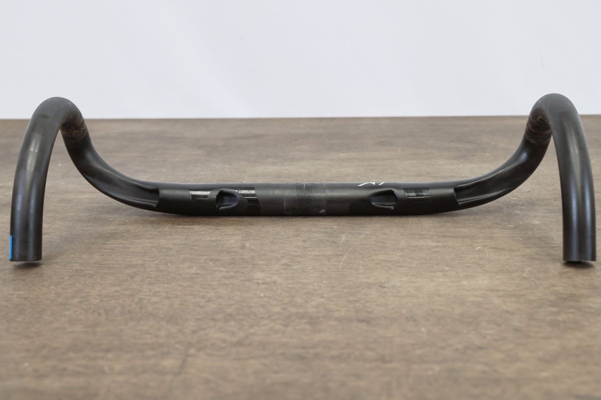 44cm PRO Vibe Carbon Compact Road Handlebar 31.8mm