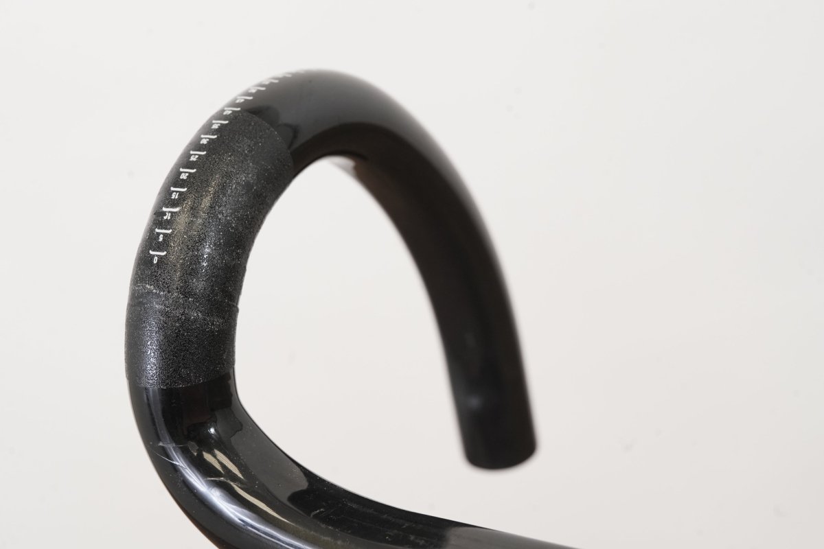 44cm Specialized S-WORKS Shallow Bend Carbon Compact Road Handlebar 31.8mm