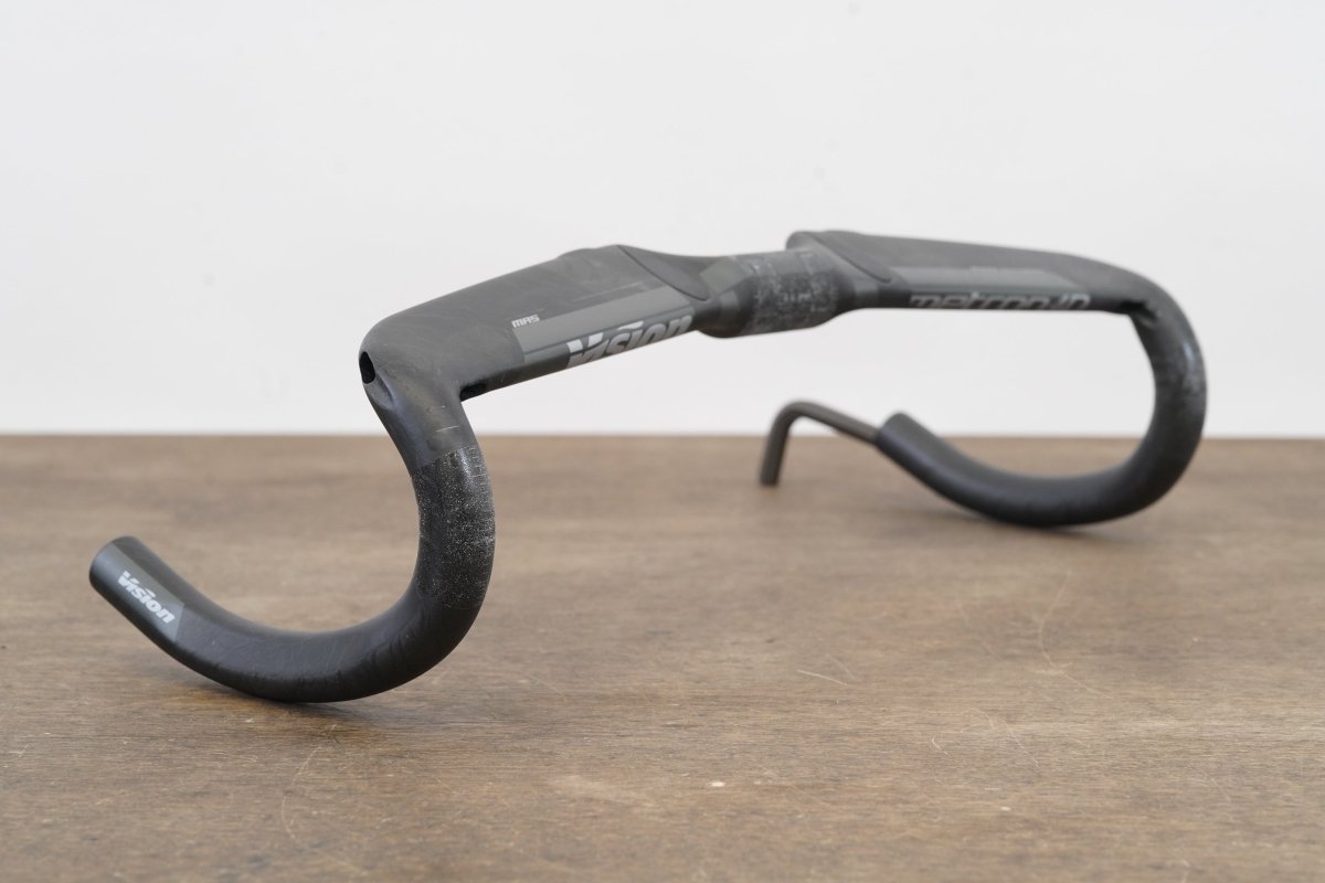 44cm Vision Metron 4D Carbon Compact Road Handlebar