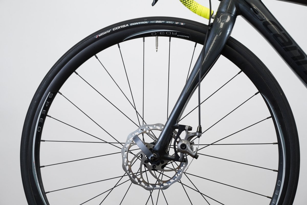 48cm Cannondale Synapse Shimano 105 5800 11 Speed Disc Brake Alloy Road Bike