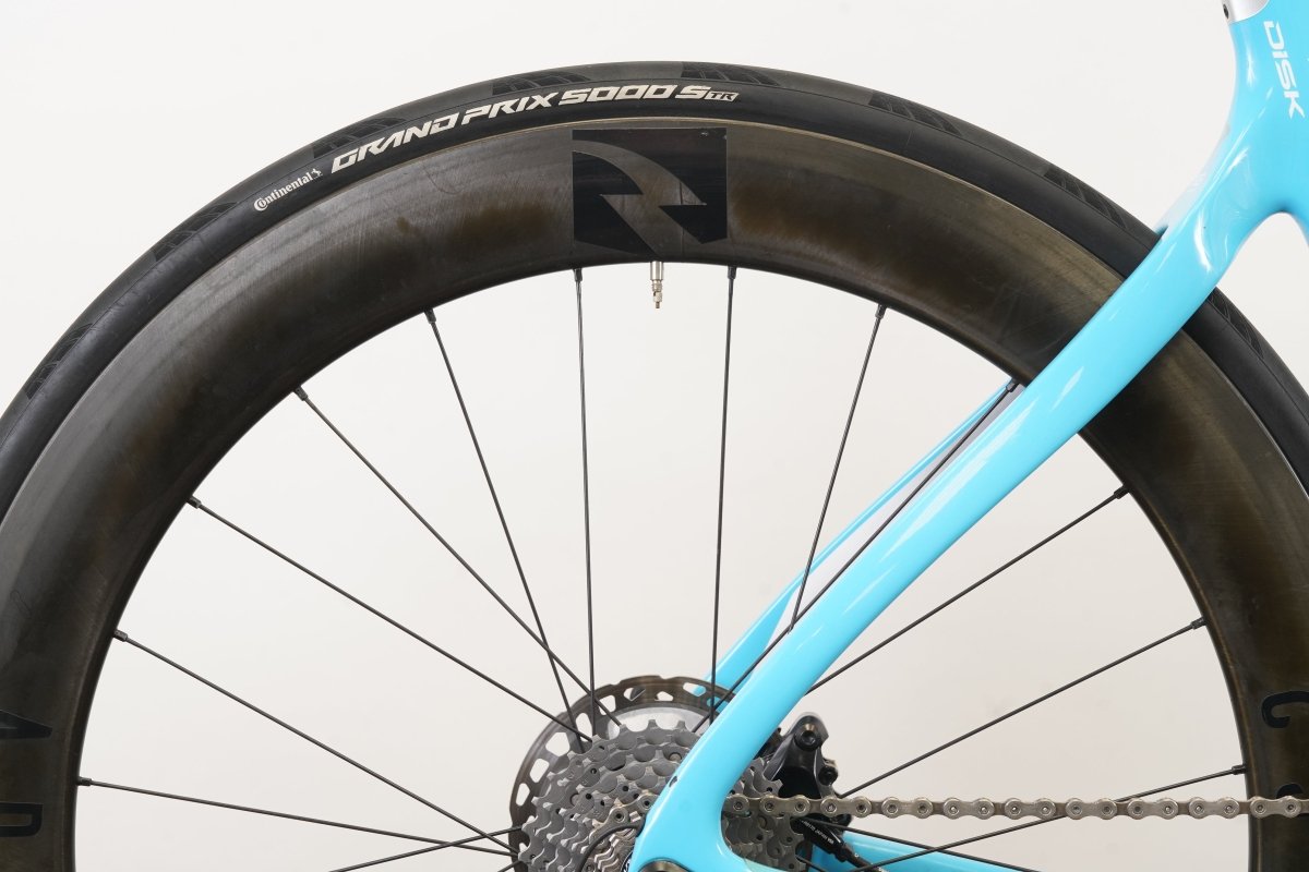 51.5cm Pinarello Dogma F10 Shimano Dura-Ace R9170 Di2 Reynolds Carbon Disc Bike