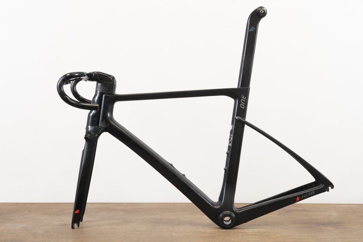 54cm Factor One V1 Carbon Rim Brake Road Frameset + Cockpit