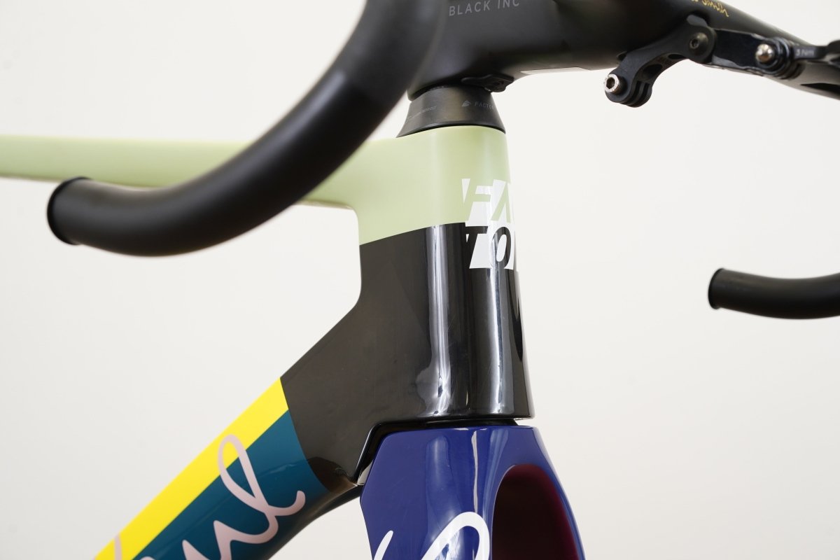54cm Factor Ostro VAM V1 Paul Smith Edition Carbon Disc Road Frameset + Cockpit