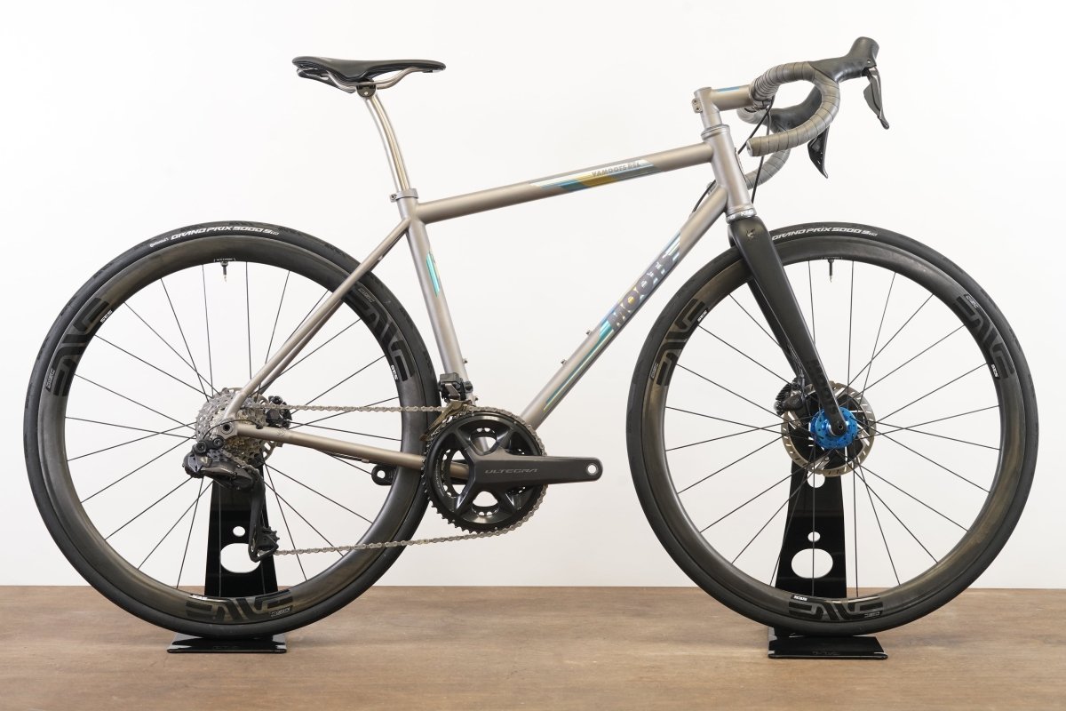 54cm Moots Vamoots RSL 40th Ann. Ultegra Di2 ENVE Chris King Titanium Disc Bike