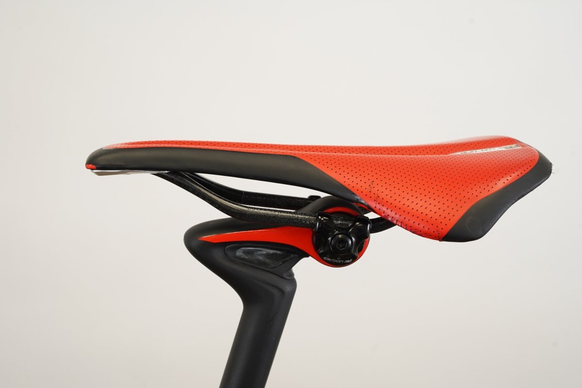 54cm Specialized S-WORKS Roubaix SRAM Red eTap Roval Carbon Disc Road Bike
