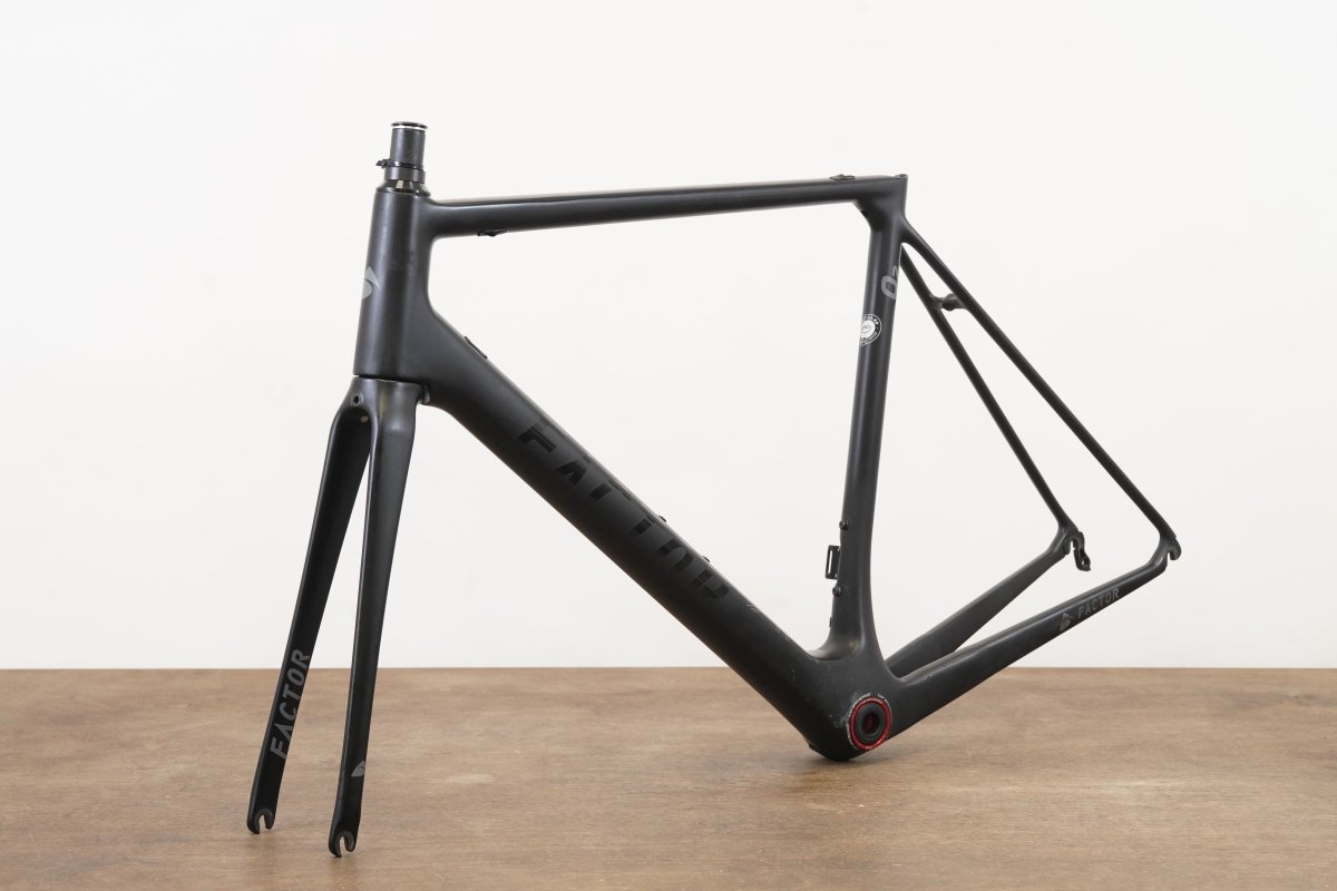 56cm Factor O2 Carbon Rim Brake Road Frameset *Repaired*