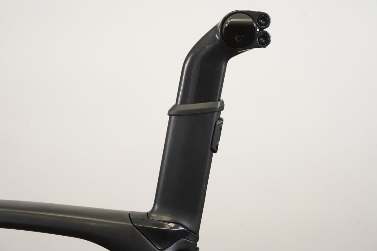 58cm Trek Madone 9 Gen 6 Carbon Aero Rim Brake Road Frameset