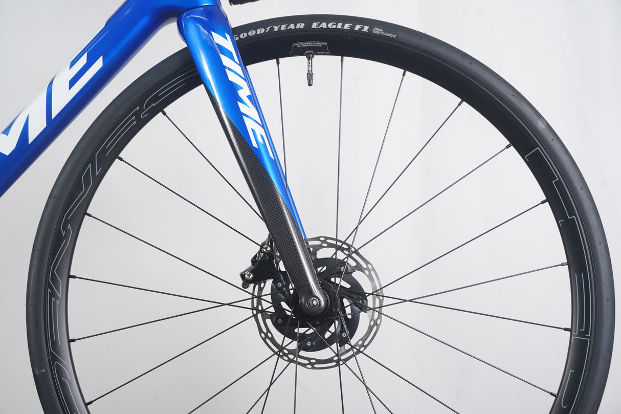 *Demo* M (Medium) Time Alpe d’Huez SRAM Rival AXS HED Carbon Disc Road Bike