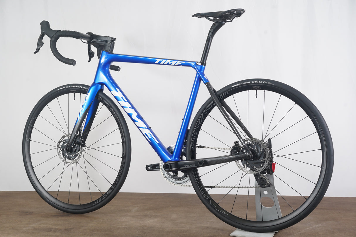 *Demo* M (Medium) Time Alpe d’Huez SRAM Rival AXS HED Carbon Disc Road Bike