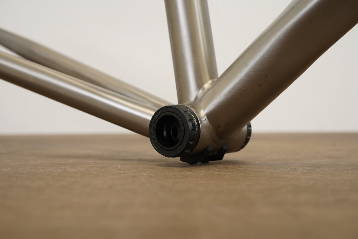 L (Large) Lynskey Helix ENVE Titanium Rim Brake Road Frameset