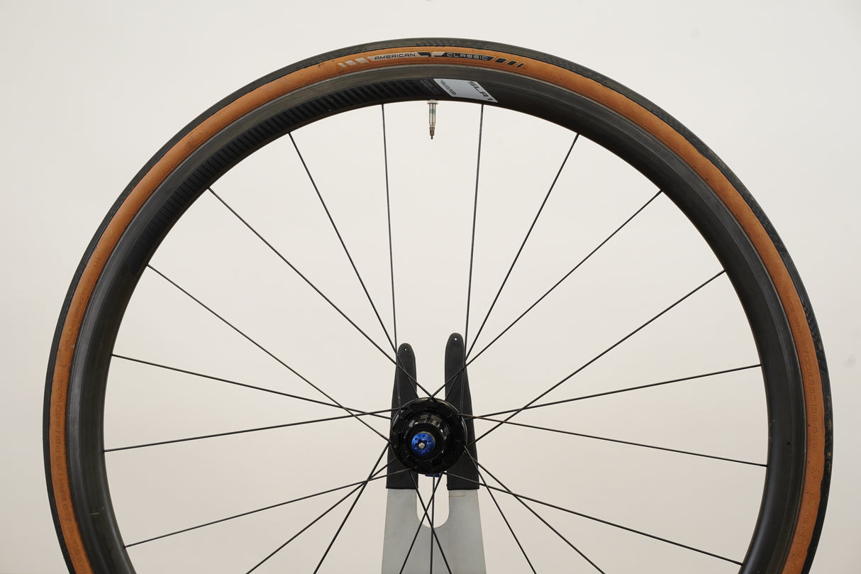 Giant SLR 1 Carbon Tubeless Rim Brake Wheelset Shimano/SRAM 11 Speed