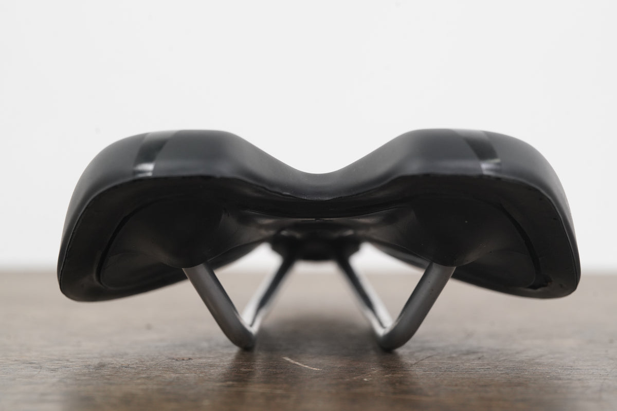 143mm Specialized Toupe Sport Steel Rail Road Saddle 332g