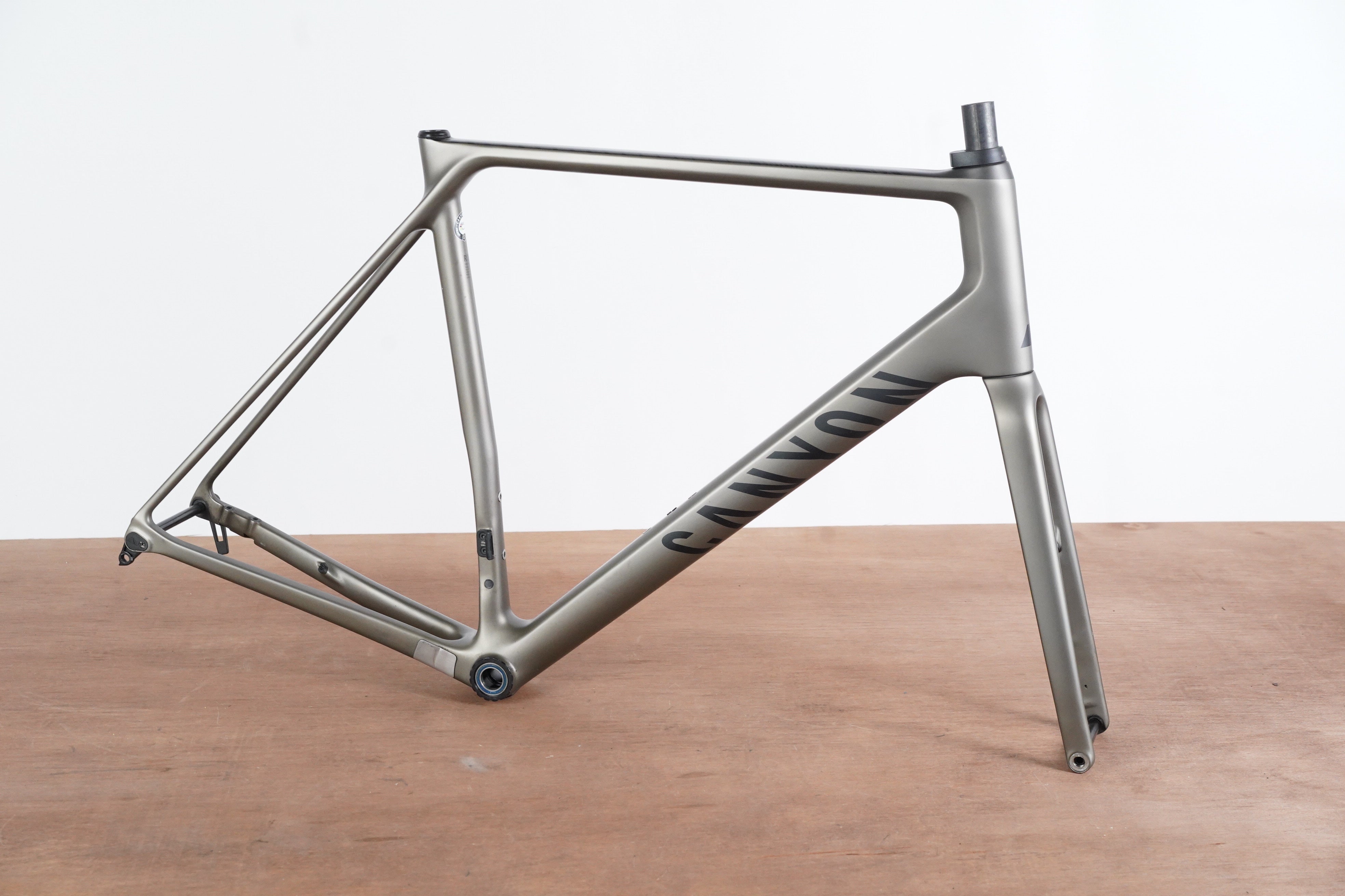 XL Canyon Endurace CF SLX Carbon Disc Brake Road Frameset