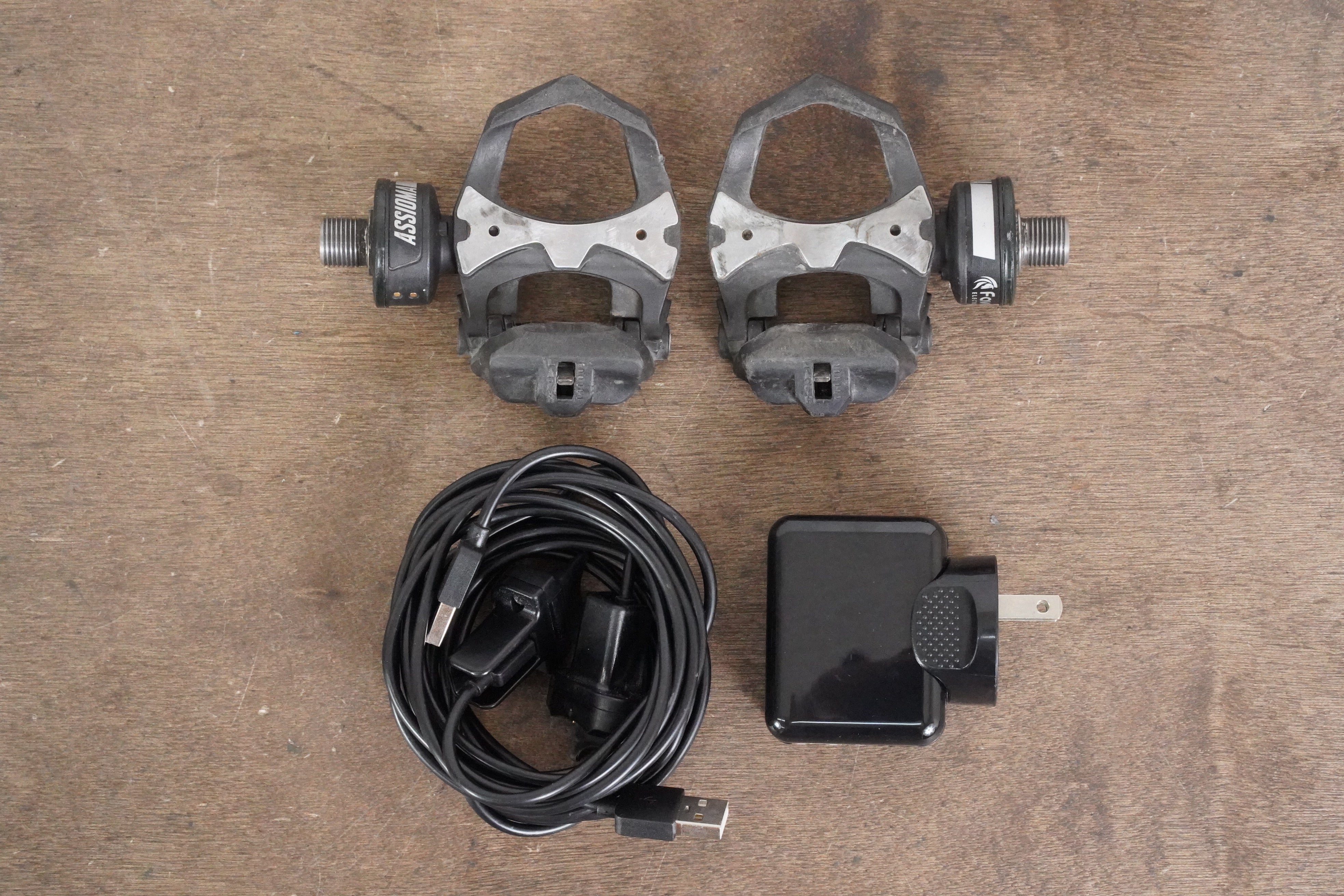 Favero Assioma Duo Dual Power Meter Road Pedals + Charger