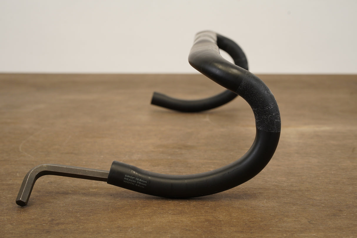 44cm Specialized S-WORKS Shallow Bend Carbon Compact Road Handlebar 31.8mm