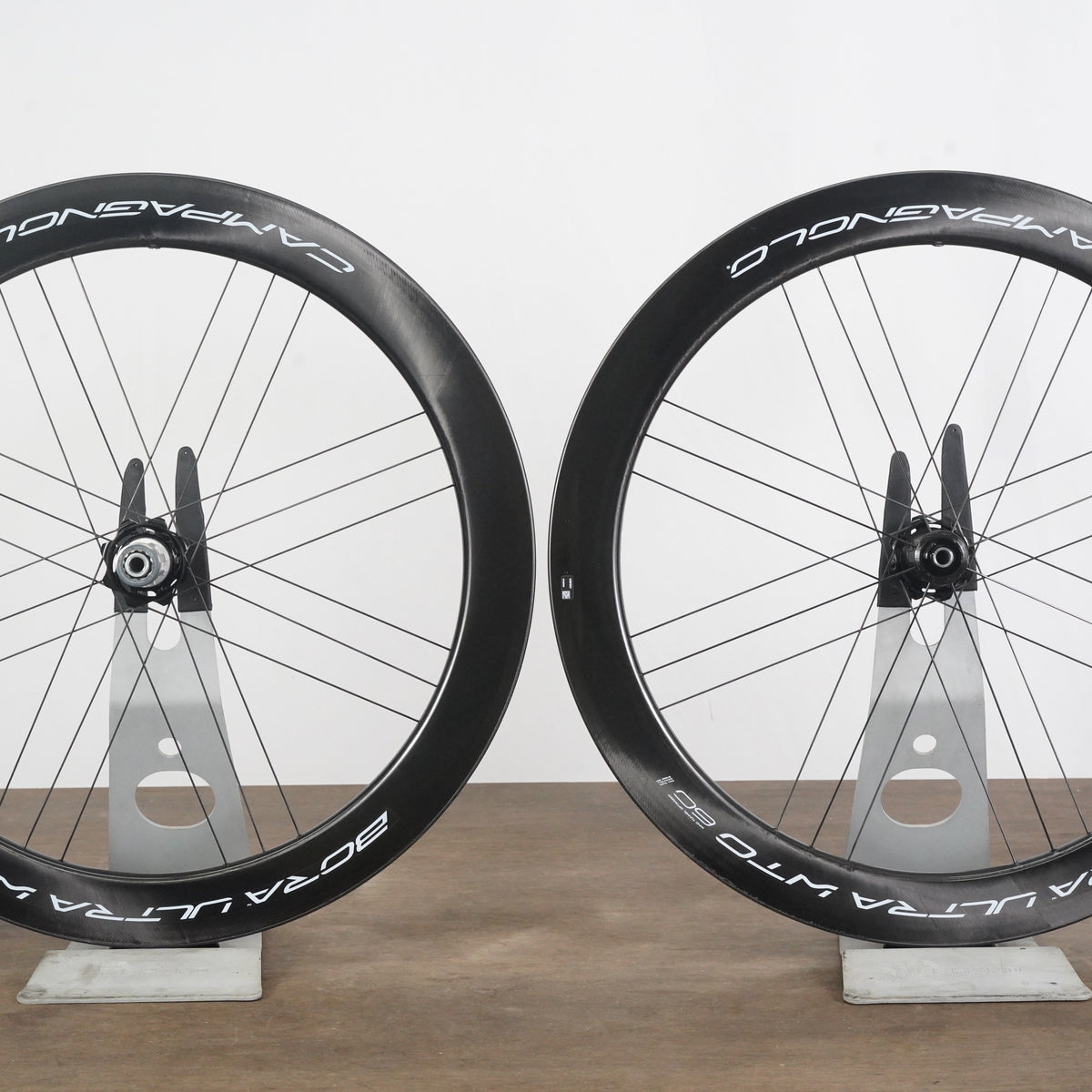 NEW Campagnolo Bora Ultra WTO 60 Carbon Tubeless Disc Brake