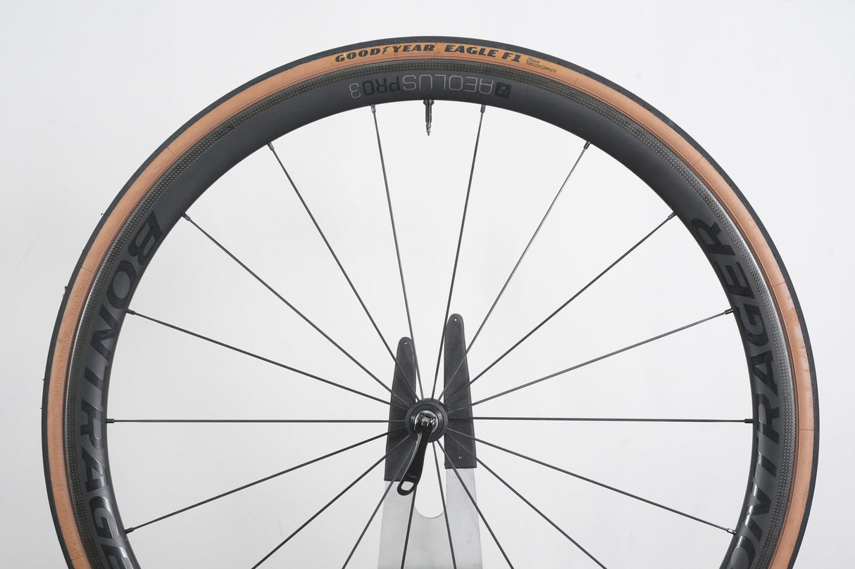 Bontrager Aeolus Pro 3 TLR Carbon Tubeless Clincher Rim Brake Wheelset 11 Speed