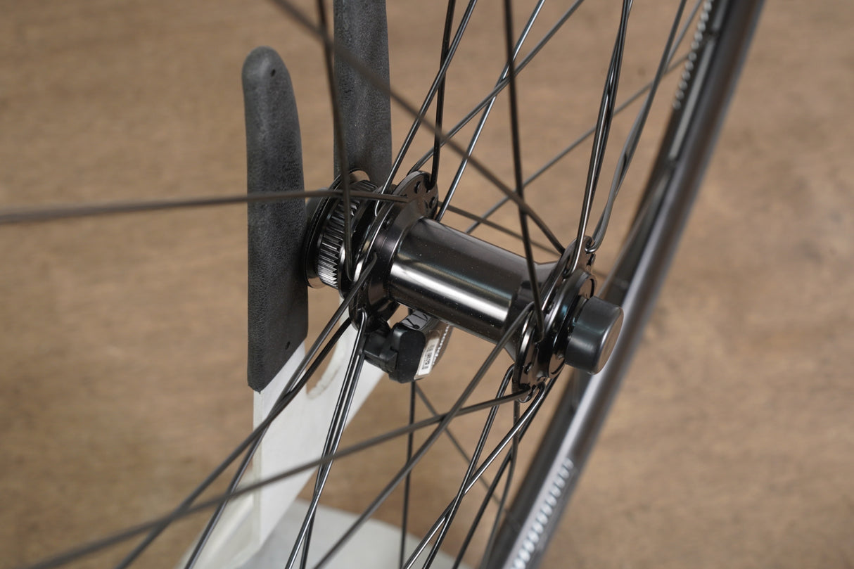 DT Swiss R470 Alloy Tubeless Clincher Disc Brake Wheelset Shimano/SRAM 11 Speed