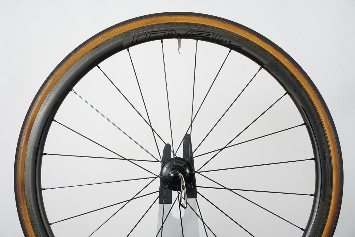 Roval CLX 32 Carbon Tubeless Clincher Rim Brake Wheelset Shimano/SRAM 11 Speed