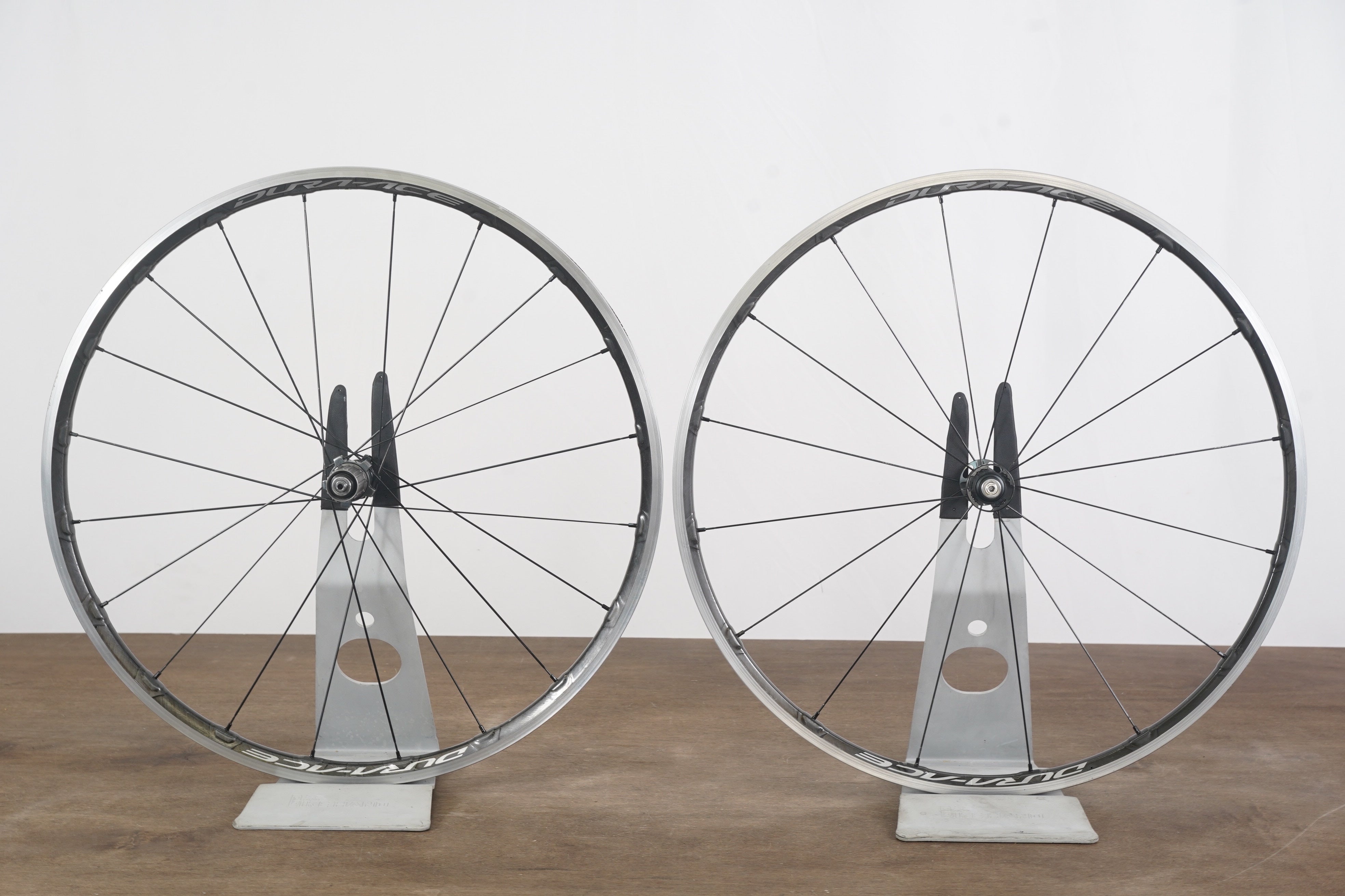 Shimano Dura-Ace WH-R9100 C24 Carbon Clincher Rim Brake