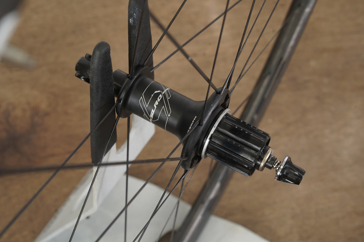 Giant SLR Carbon Tubeless Rim Brake Wheelset Shimano/SRAM 11 Speed