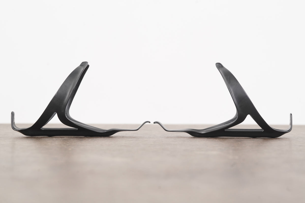 (2) Carbon Water Bottle Cages 38g