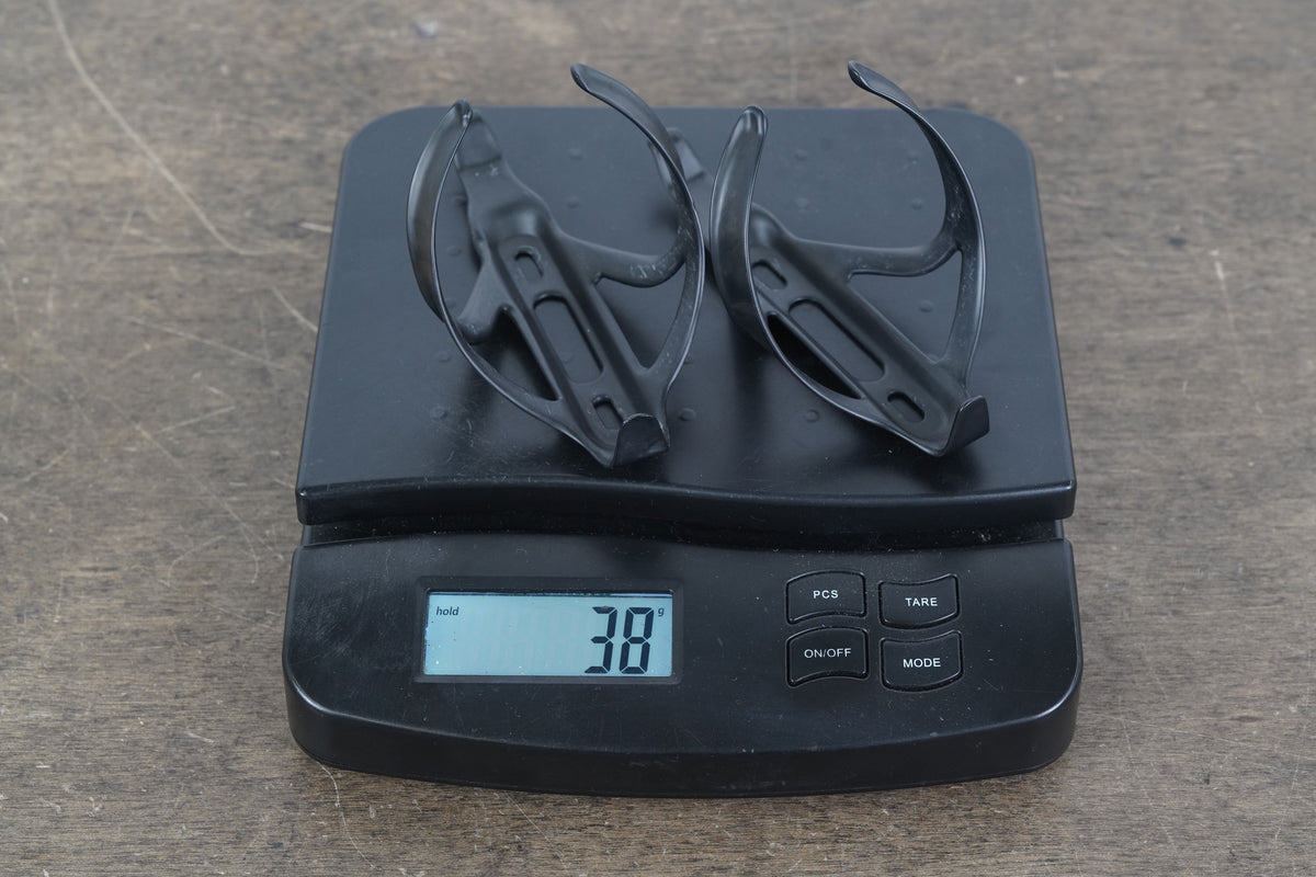 (2) Carbon Water Bottle Cages 38g