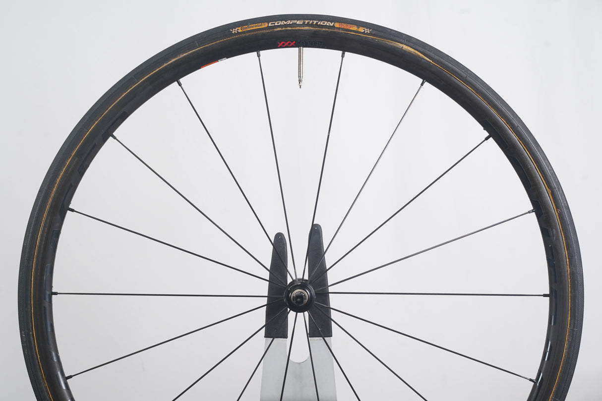 Bontrager Aeolus XXX 2 Carbon Tubular Rim Brake Wheelset Shimano/SRAM 11 Speed