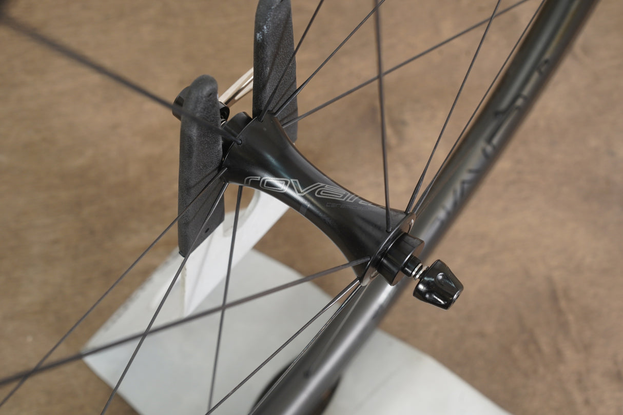 Roval CLX 32 Carbon Tubeless Clincher Rim Brake Wheelset Shimano/SRAM 11 Speed