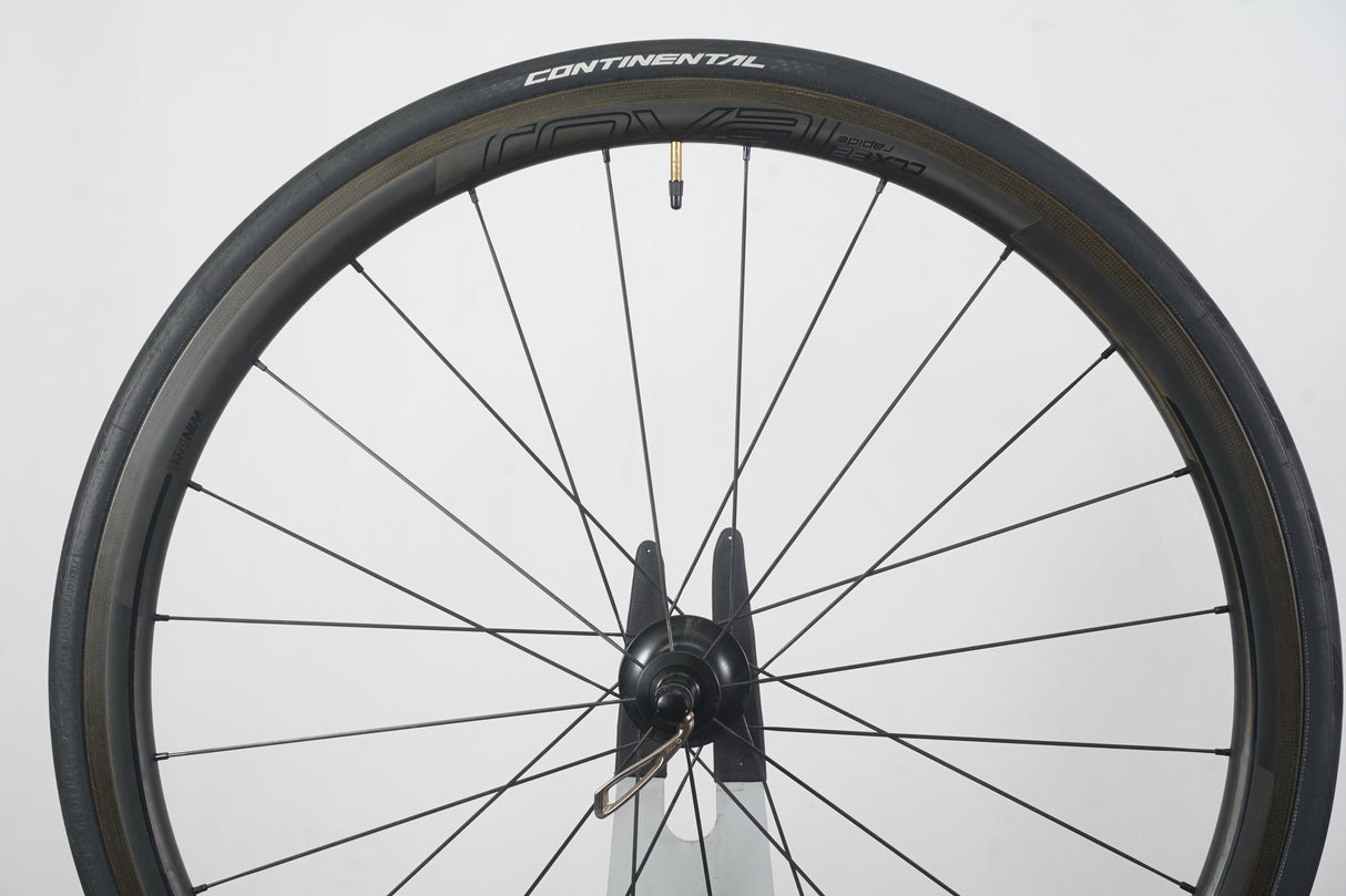 Roval CLX 32 Carbon Tubeless Clincher Rim Brake Wheelset Shimano/SRAM 11 Speed
