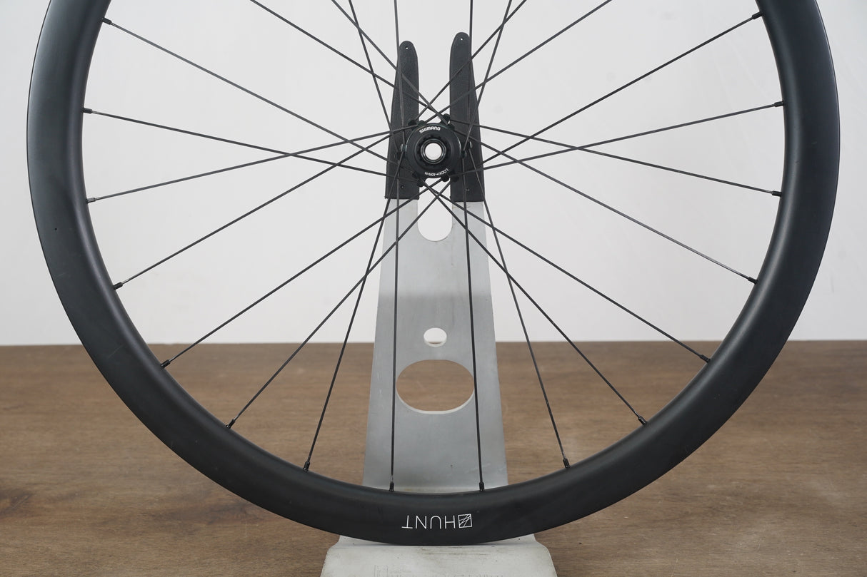 Hunt 30 Carbon Tubeless Disc Brake Wheelset Shimano/SRAM 11 Speed