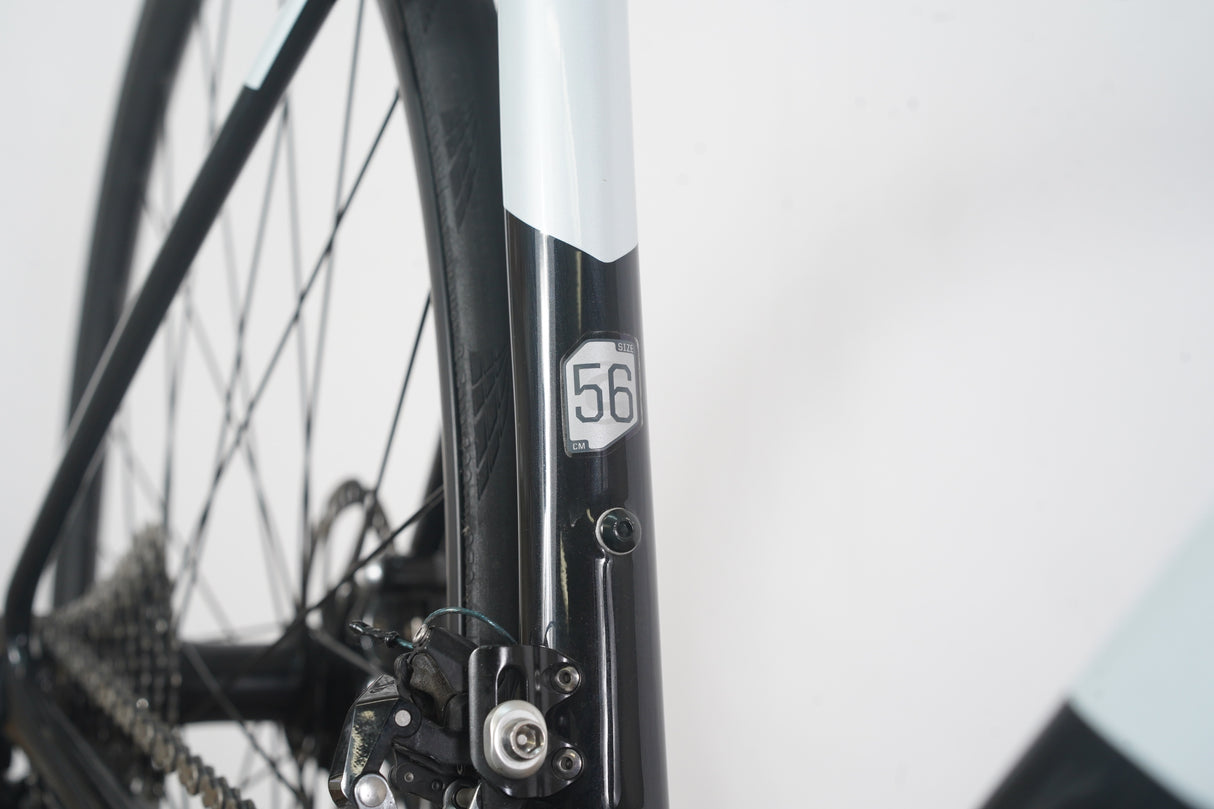 2022 56cm Cannondale SuperSix EVO 105 11 Speed Disc Brake Carbon Road Bike