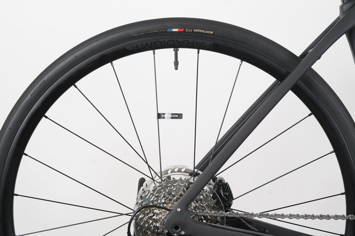NEW 2025 54cm Trek Domane SL 5 Gen 4 Matt Smoke 105 R7120 Carbon Disc Road Bike