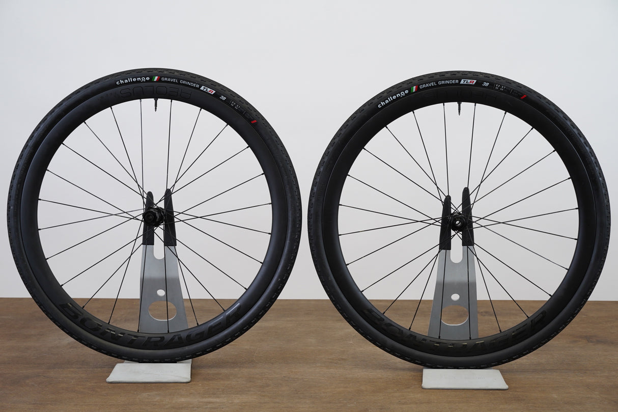 Bontrager Aeolus Pro 37 Carbon Tubeless Disc Brake Wheelset Shimano/SRAM 11 Speed