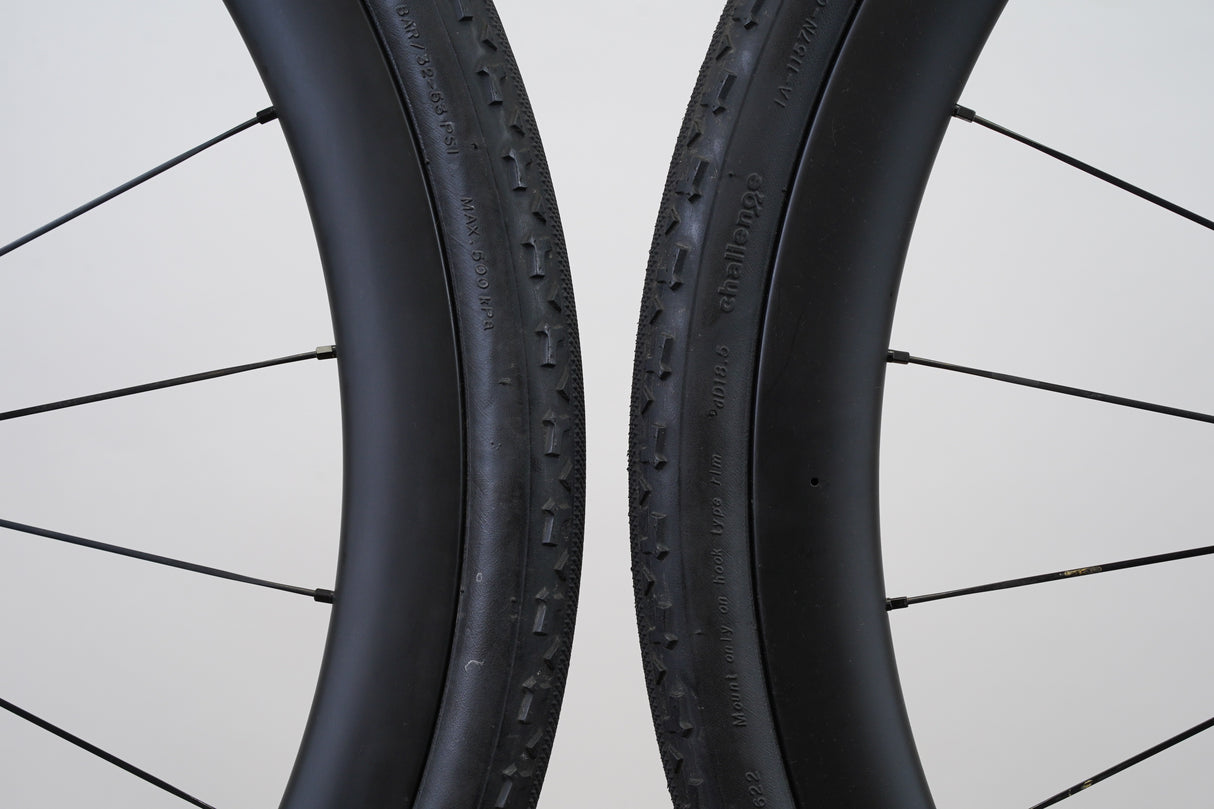 Bontrager Aeolus Pro 37 Carbon Tubeless Disc Brake Wheelset Shimano/SRAM 11 Speed