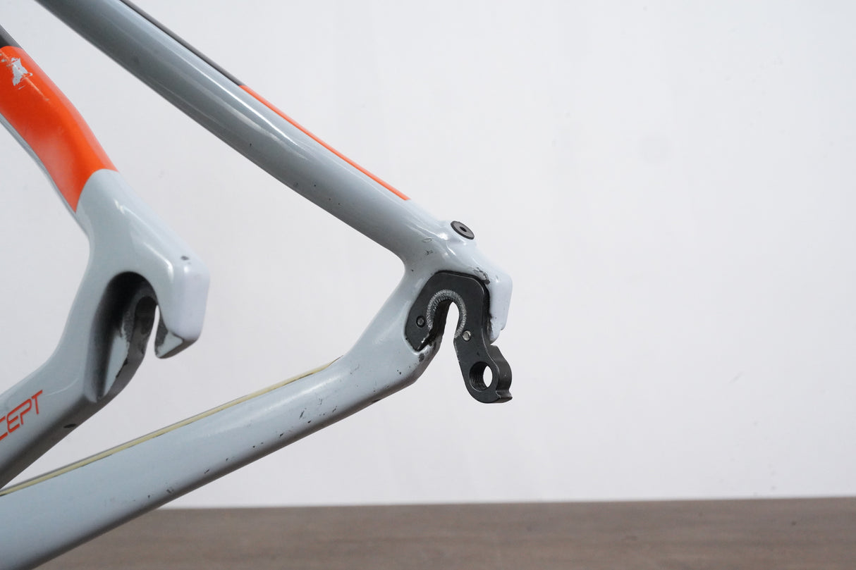 50s (54cm) Colnago Concept Carbon Rim Brake Road Frameset