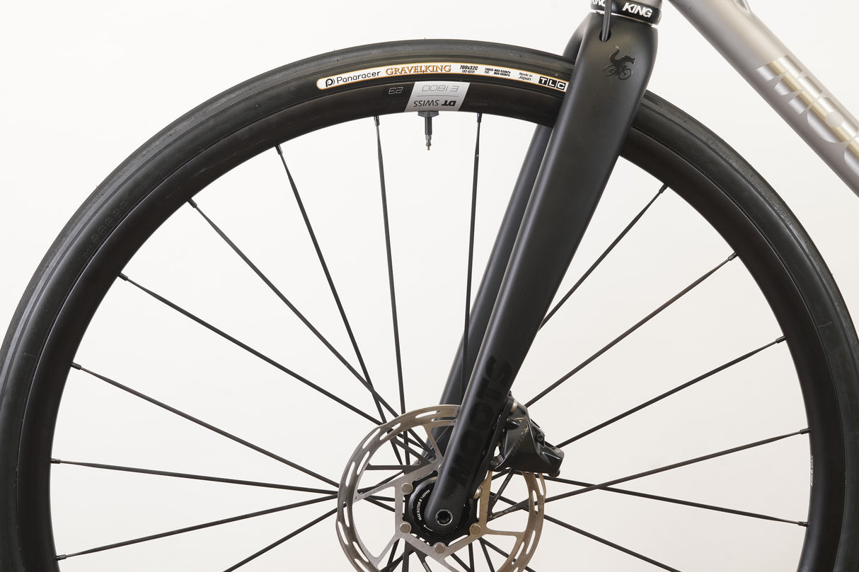 NEW 57cm Moots Vamoots 33 SRAM Rival eTap AXS Titanium Disc Brake Road Bike