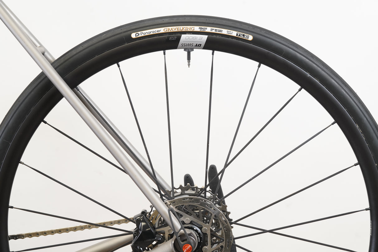 NEW 57cm Moots Vamoots 33 SRAM Rival eTap AXS Titanium Disc Brake Road Bike