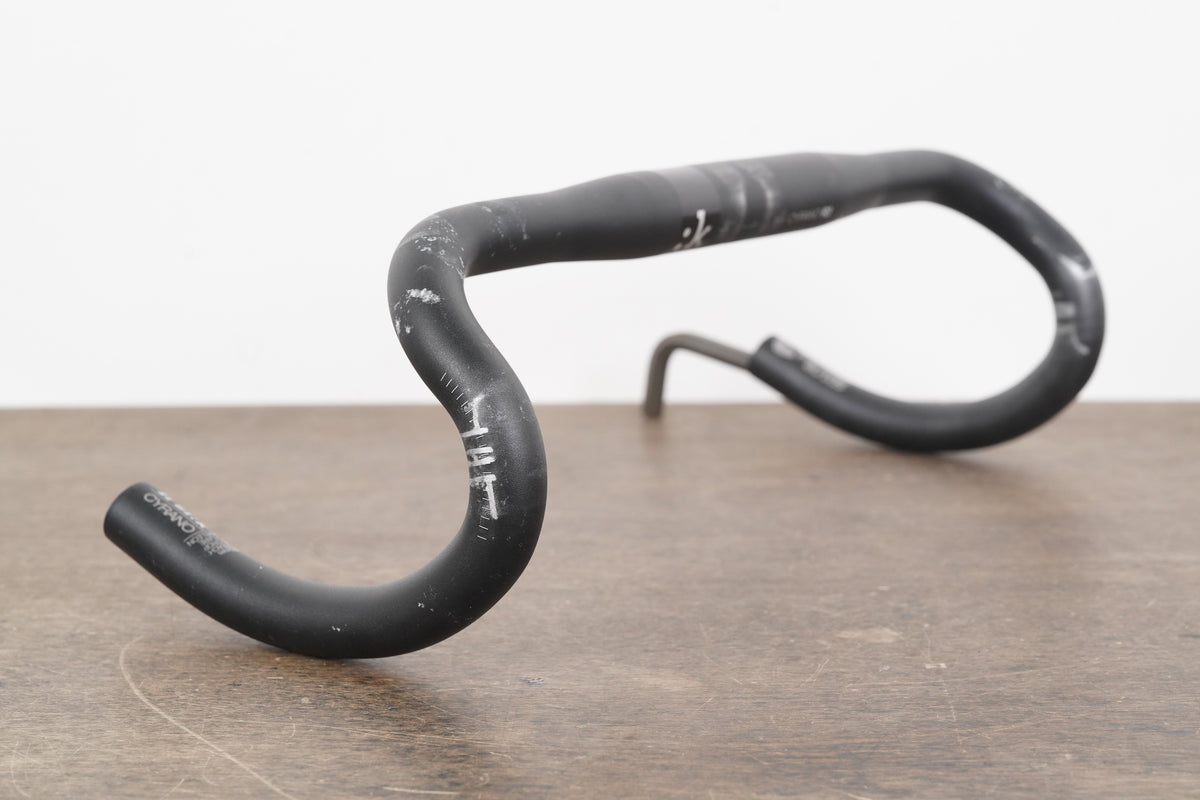 40cm Fizik Cyrano R3 Bull Alloy Road Handlebar 31.8mm