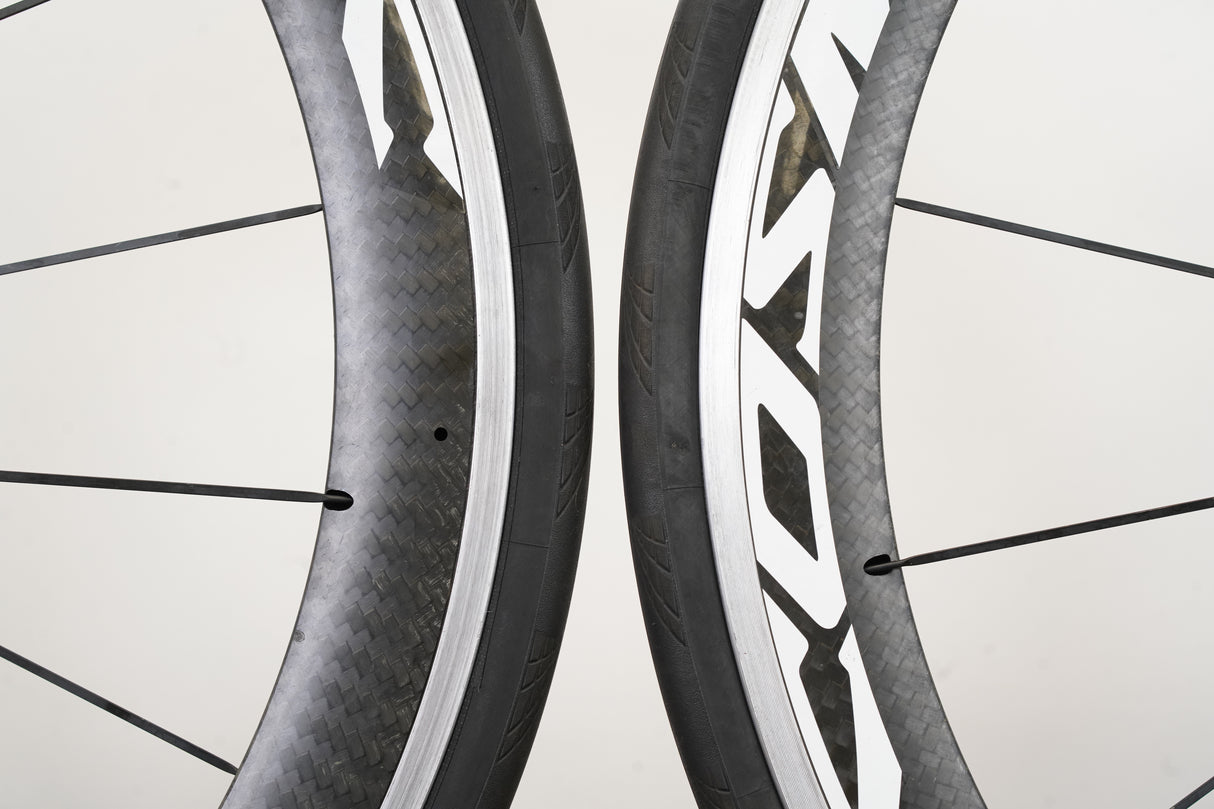 Mavic Cosmic SLR Carbon Clincher Rim Brake Wheelset Shimano/SRAM 11 Speed