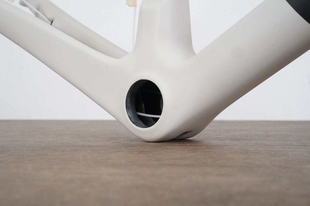 NEW 2022 M/L Ventum NS1 Carbon Disc Brake Road Frame ONLY