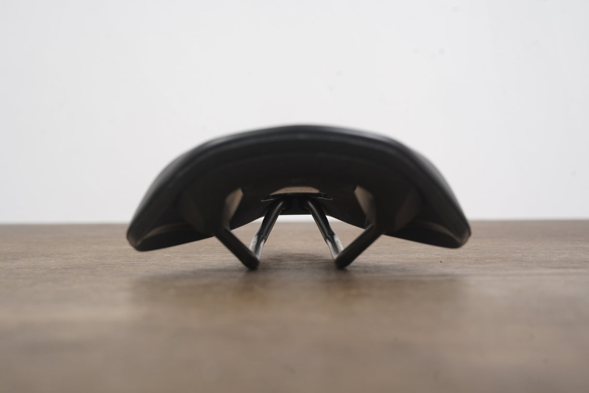 150mm Fizik Argo Vento R3 Kium Rail Road Saddle 230g