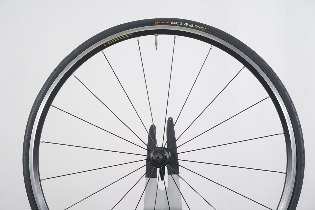 FRONT Mavic Aksium Alloy Rim Brake Clincher Wheel
