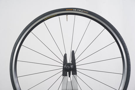 FRONT Mavic Aksium Alloy Rim Brake Clincher Wheel