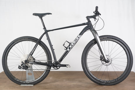 2017 XL 29" Trek Superfly Roval Carbon Deore Alloy Rigid MTB XC Bike